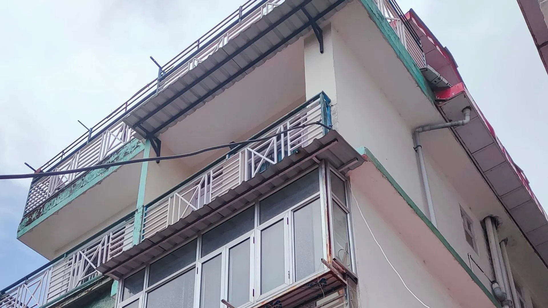 Hill View Apartman Simlá
